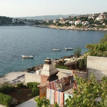 Apartment By The Sea Razanj, Rogoznica - 2100 *