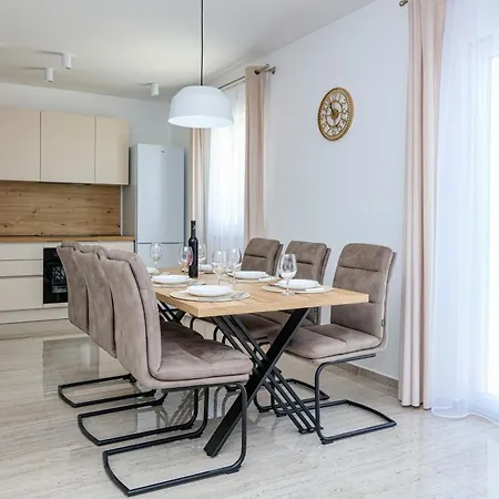 Apartamento By The Sea Razanj, - 2100 *